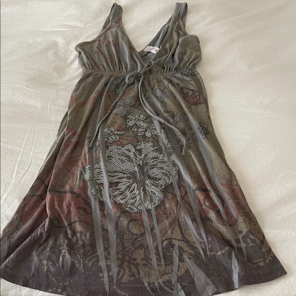 Gray and Brown Sleeveless Dress with Floral Design
